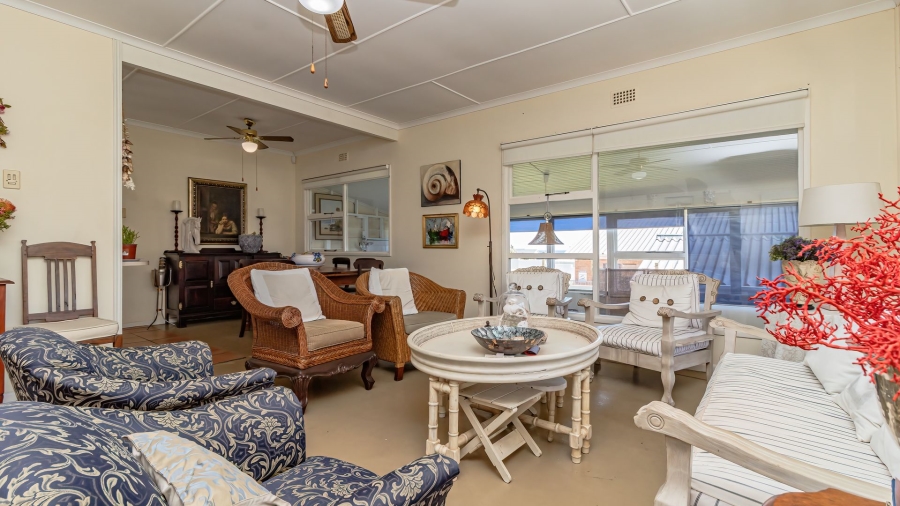 3 Bedroom Property for Sale in De Kelders Western Cape